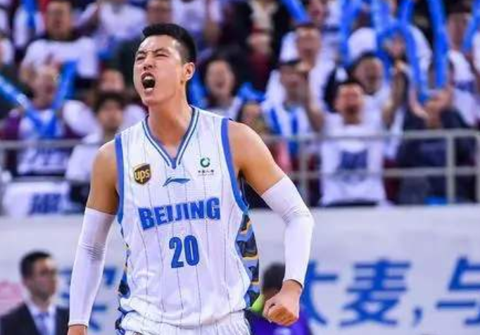 AYX-库里赛事官方发布出色防守新规，TES争议不断！的简单介绍