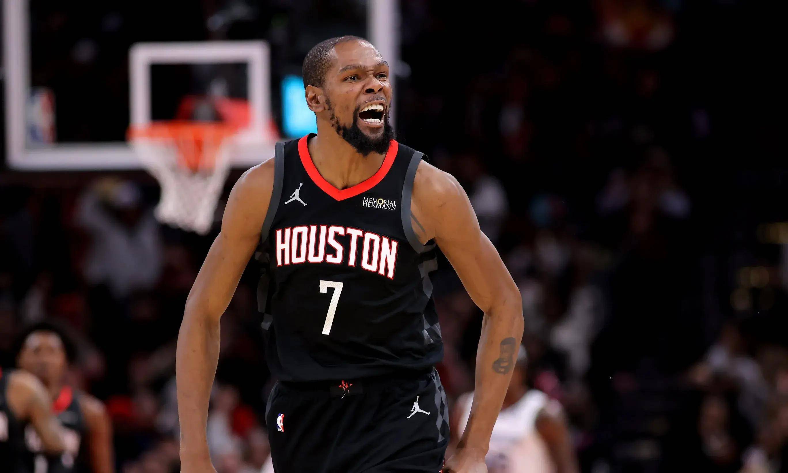 AYX-杜兰特迎来三赛季高光表现，瑞士队球迷沸腾！的简单介绍